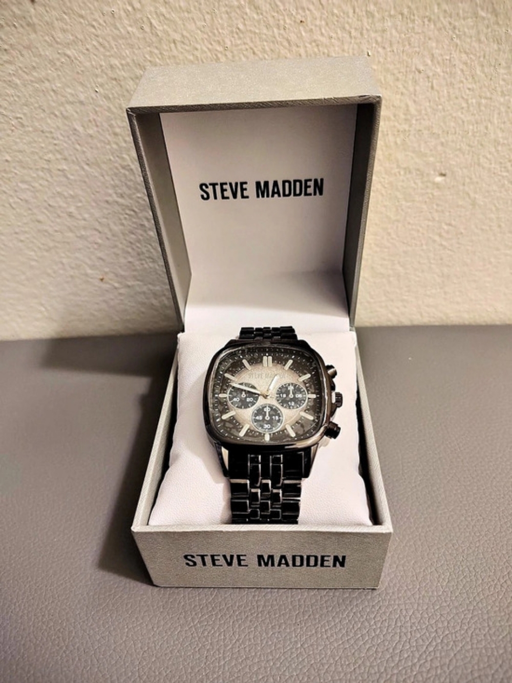 Steve Madden Men's Square Case Chronograph Watch Black & Silver
